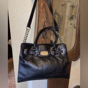 MICHAEL KORS Hamilton Traveler Belted Tote Black Pebbled  Leather Handbag